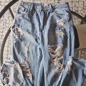 Trendy Light Blue Distressed Boyfriend Jeans